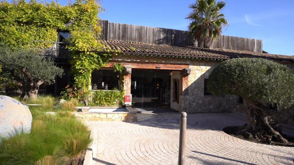 Hotel Le Roi Theodore & Porto-Vecchio (Corsica)
